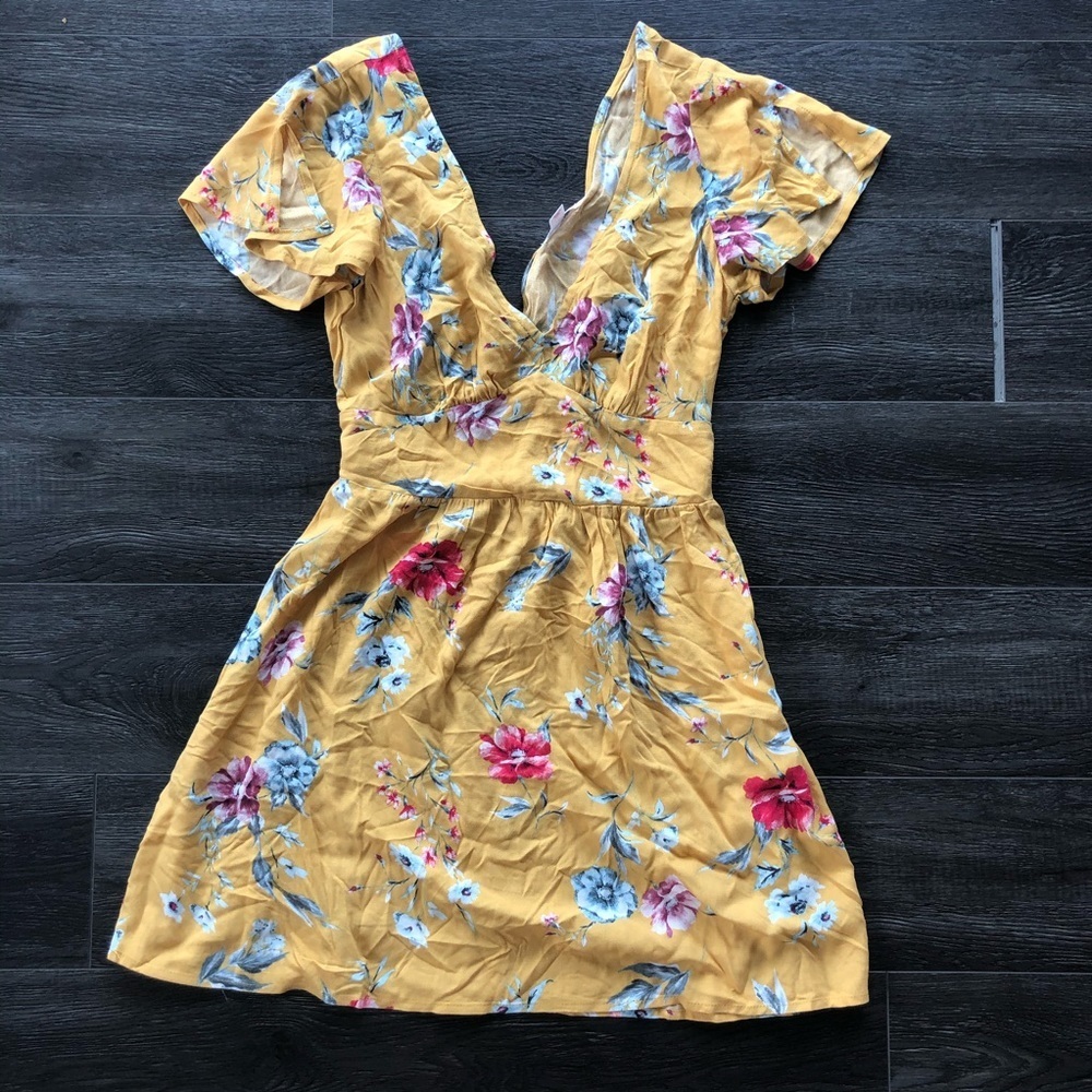 Yellow floral vneck dress